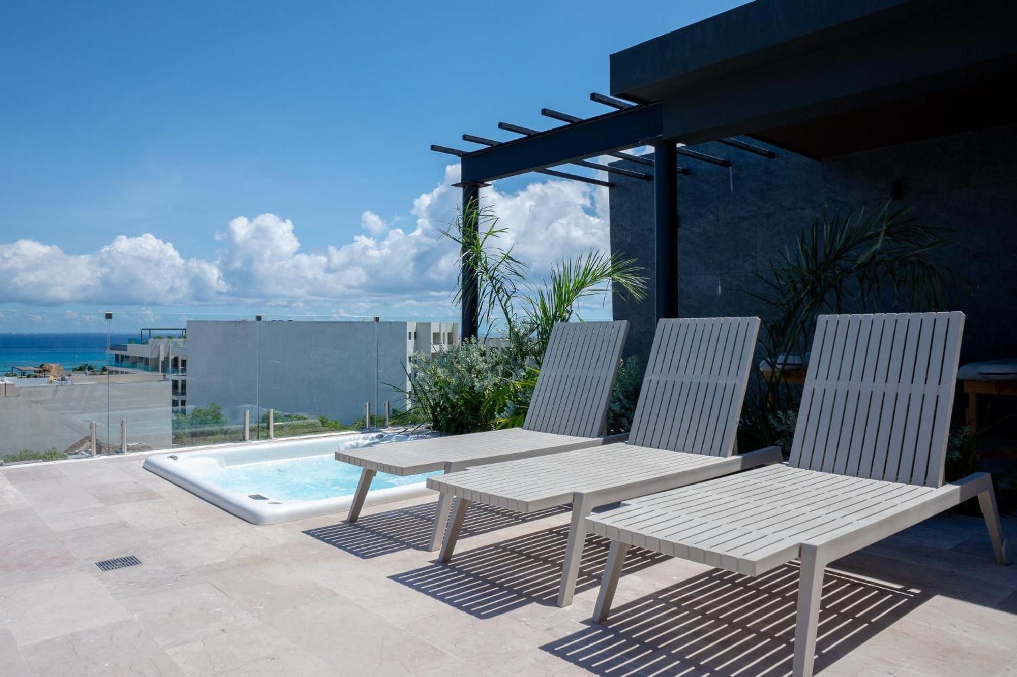 Menesse Playa del Carmen